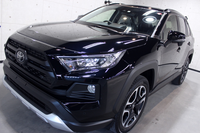 動画】トヨタ・RAV4 Adventure（アティチュードブラックマイカ / 218