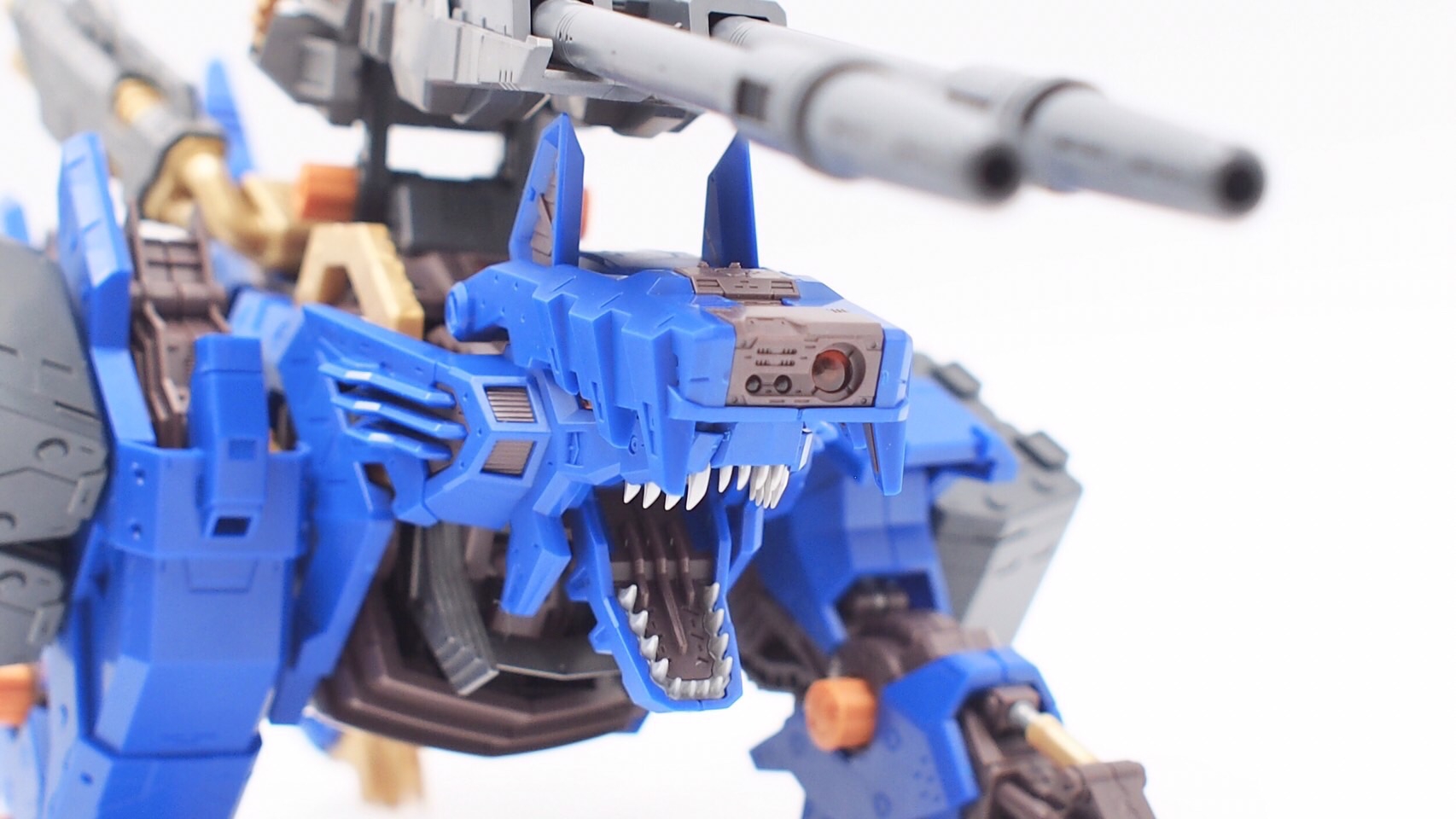 HMM ヘビーアームズケーニッヒウルフ レビュー | 退屈と惰性と 改