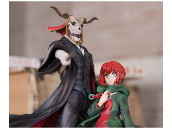 魔法使いの嫁: エリアス・エインズワース & 羽鳥チセ 2体セット | HLJ