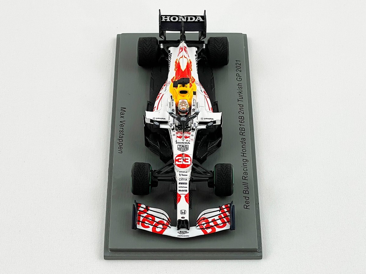 Red Bull F1 RB16B 33 Max Verstappen Turkish GP 2021 World Champion