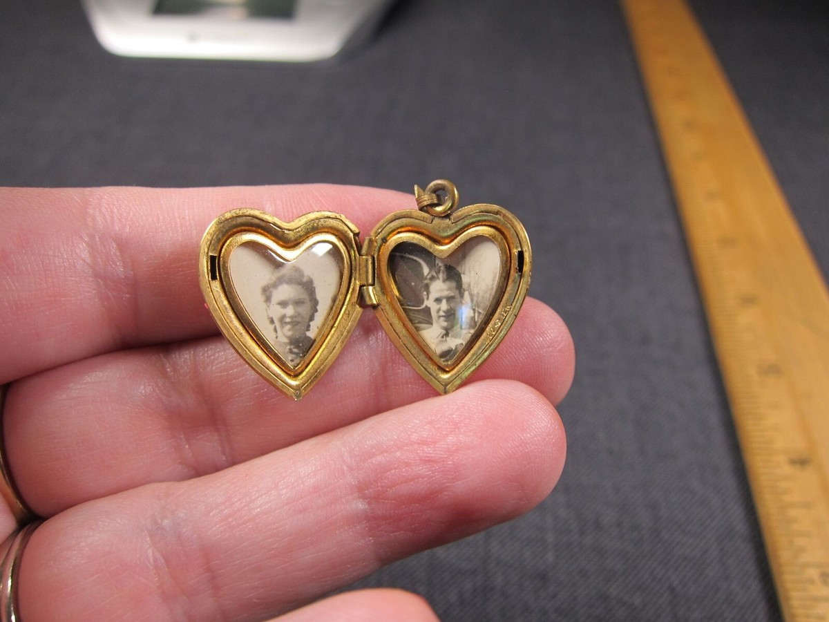 Vintage WWII 1/20 12K GF US Navy Sweetheart locket w/1940's man
