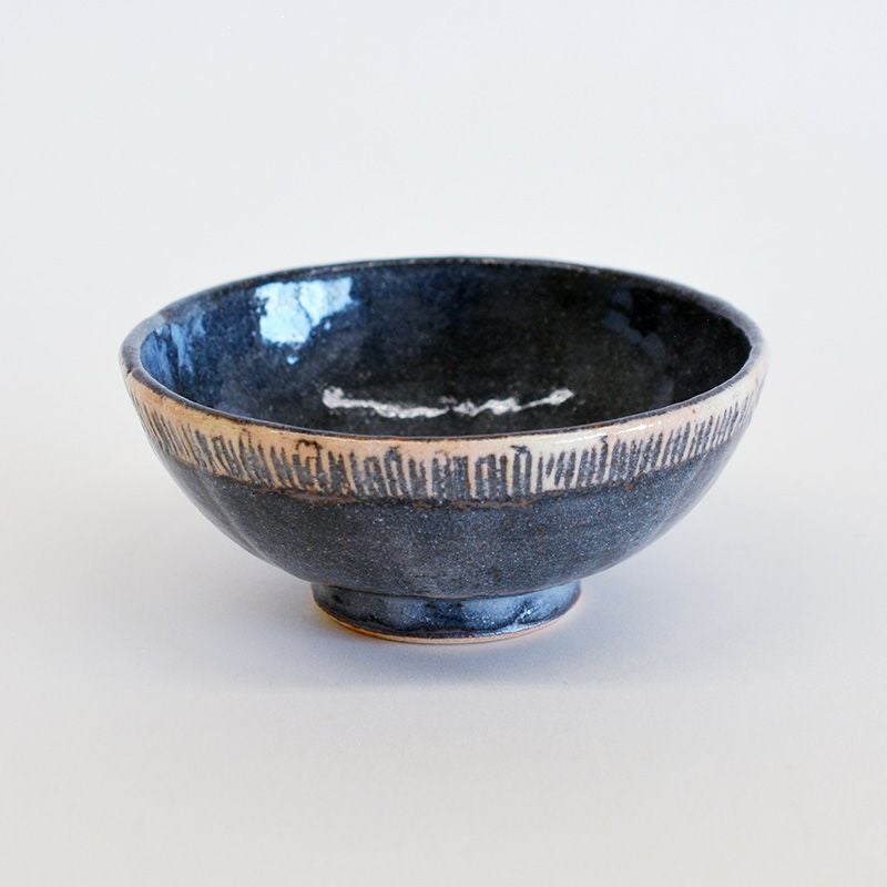 鼠志野 十草 茶碗｜和食器通販｜織部 Online Store【公式】
