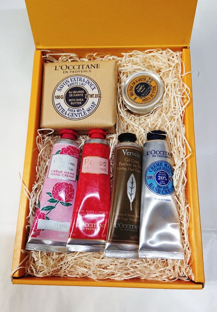 6点セット・ロクシタン・ギフト・新品 翌日配送〆13時】ロクシタン ハンドクリーム 花 カード付き ギフト