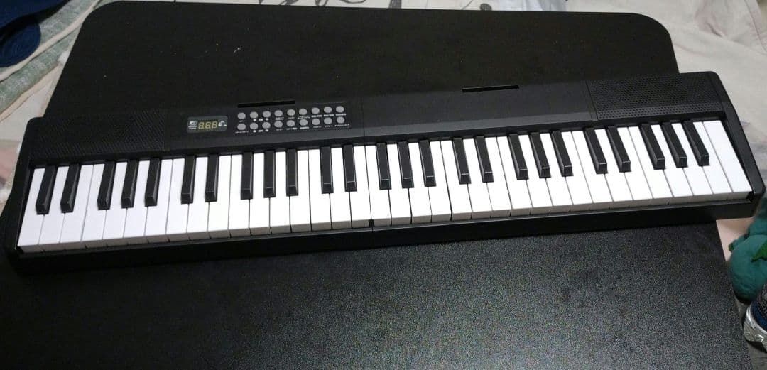 折りたたみ式61鍵電子キーボード 折りたたみ 電子ピアノ 61鍵盤 日本語表記 充電式 ワイヤレス 入門用