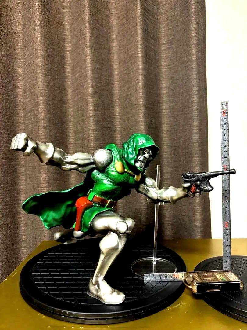 一点物 原作版 ドクター・ドゥーム ガレージキット 塗装済 完成品 フィギュア 塗装済み可動フィギュア 1/6 MARVEL ドクター・ドゥーム クラシック