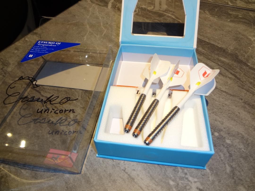 サイン入り　 Unicorn Leopardess　大井絵津子　USED ユニコーン Leopardess レパーデス 2BA17.5g 大井絵津子選手 ダーツ バレル