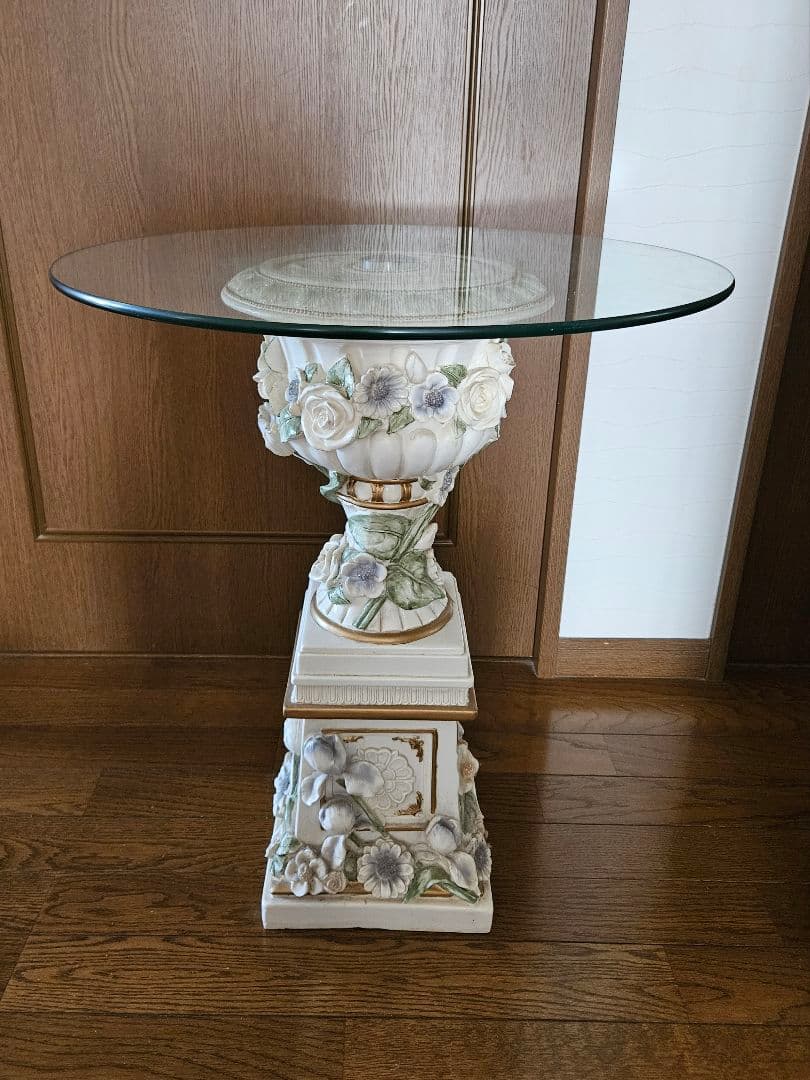 お花のガラステーブル　フラワースタンド テーブル用ウェディングセンターピース用アクリル花瓶、透明な柱