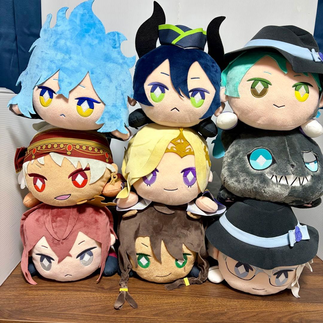 ツイステ 寝そべりぬいぐるみ 寮長 まとめ セット マレウス イデア レオナ・ヴィル・イデア・マレウス！セガプライズ『ディズニー