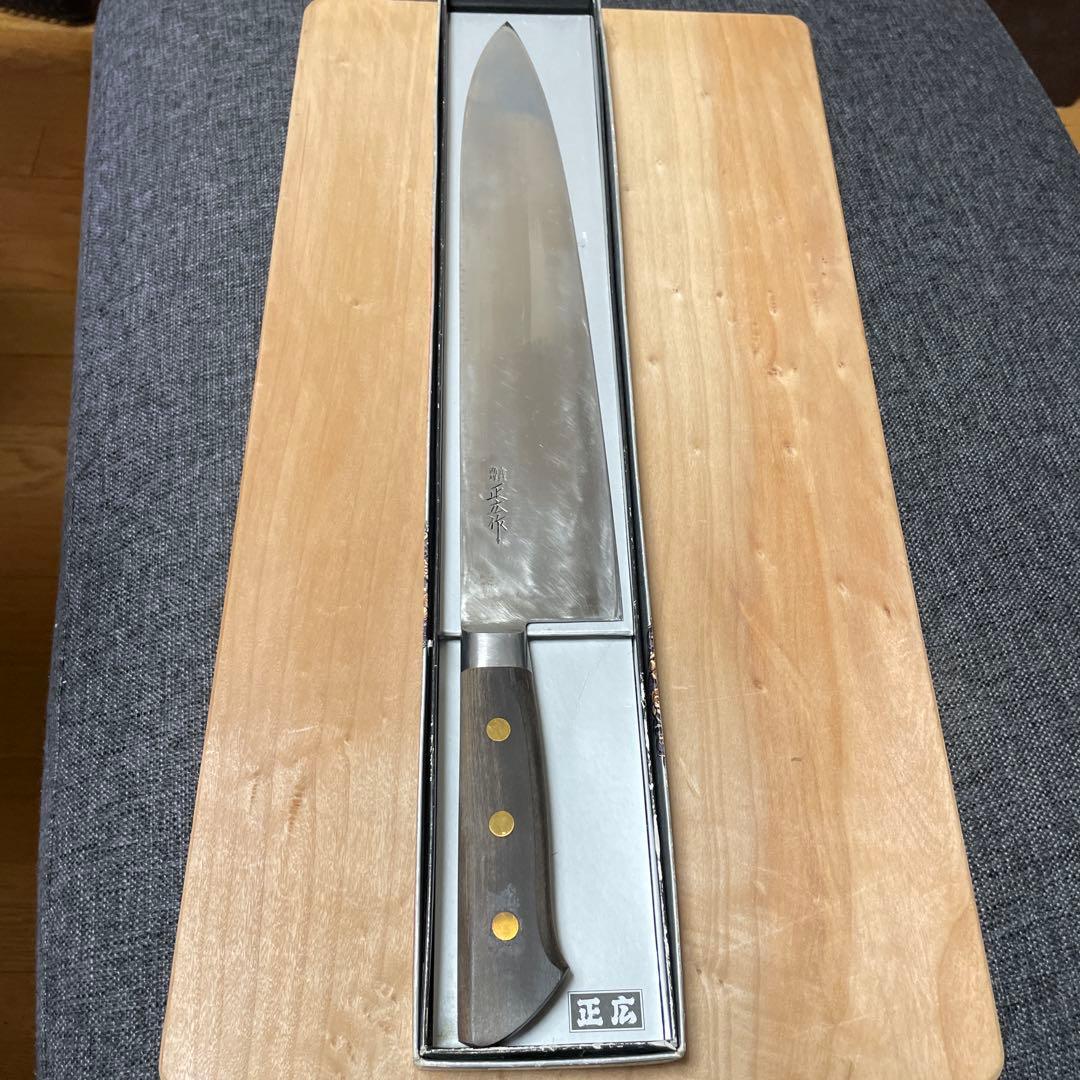 正広　日本鋼牛刀330ミリ 正広 MASAHIRO 別作 牛刀/平切 (300/330mm) – 三浦刃物店 Miura Knives